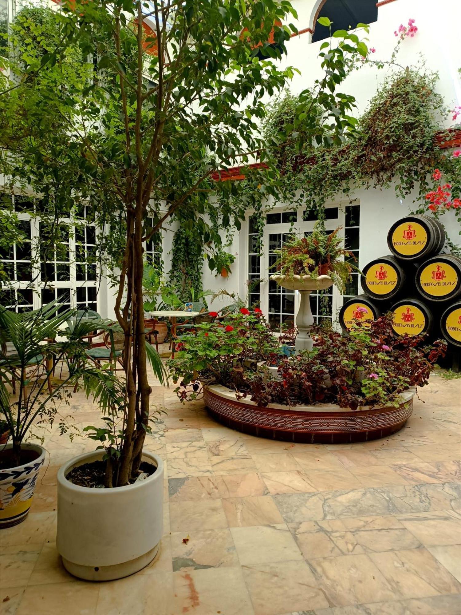 Hostal El Lirio Bollullos Par del Condado Exterior photo